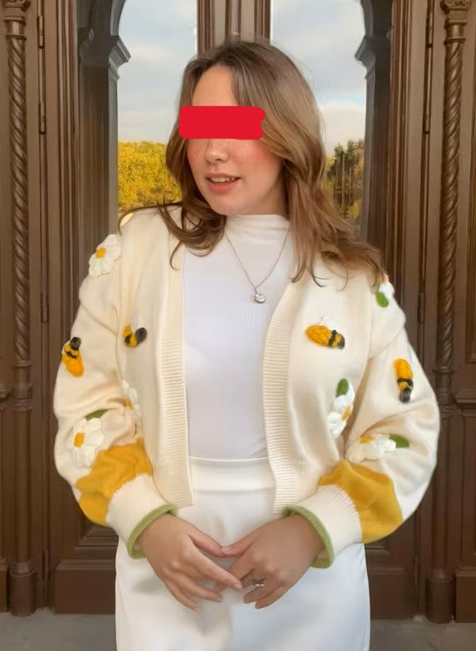 Embroidered Cardigan 🐝