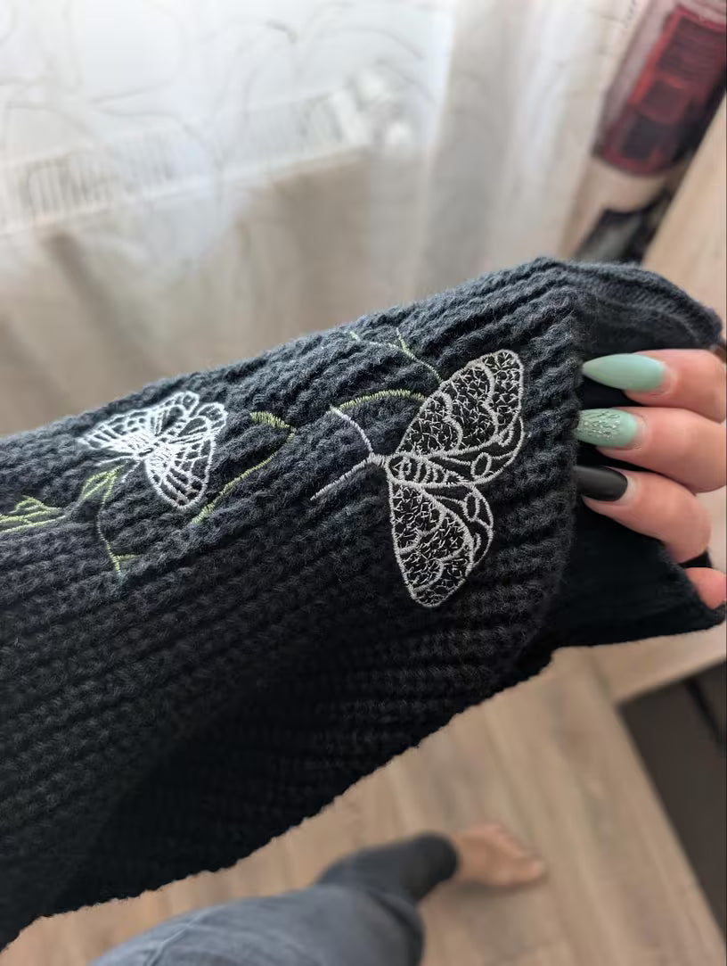 Butterfly High-Neck Sweater 🦋