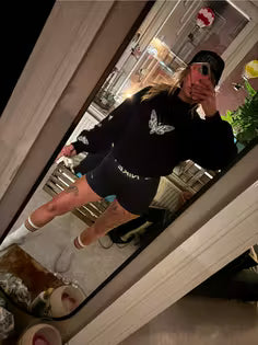 Butterfly High-Neck Sweater 🦋