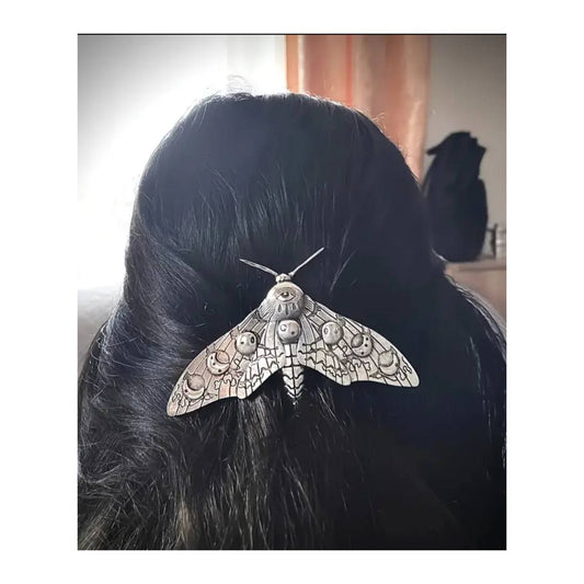 Elegant Retro Moth Hair Accessory