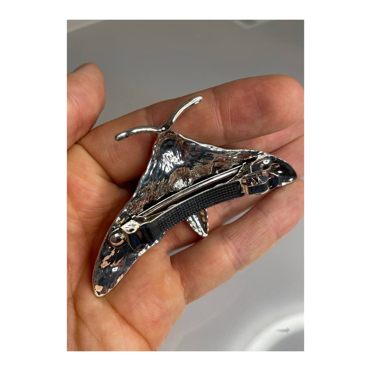 Elegant Retro Moth Hair Accessory